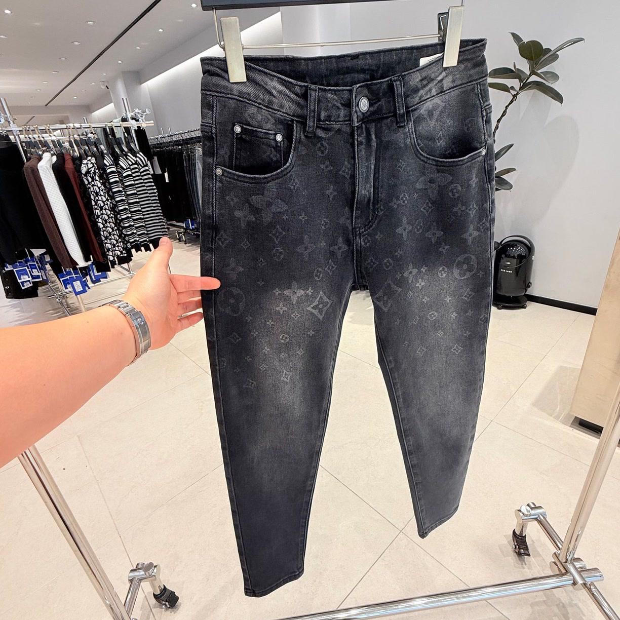 Stylish Warrior Straight Jeans