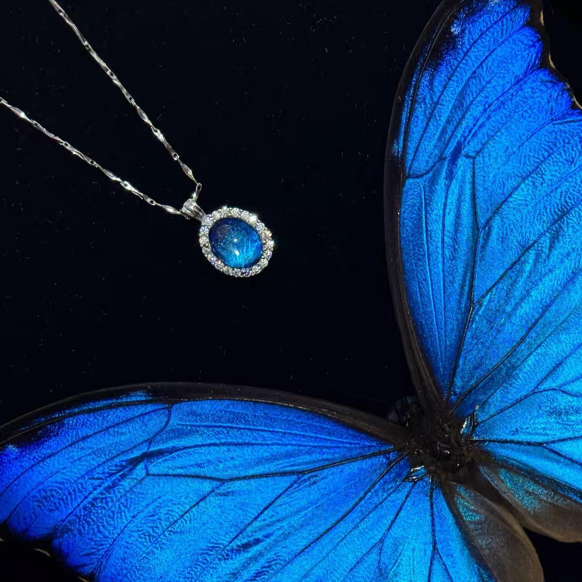 Deep Blue Tears Pendant