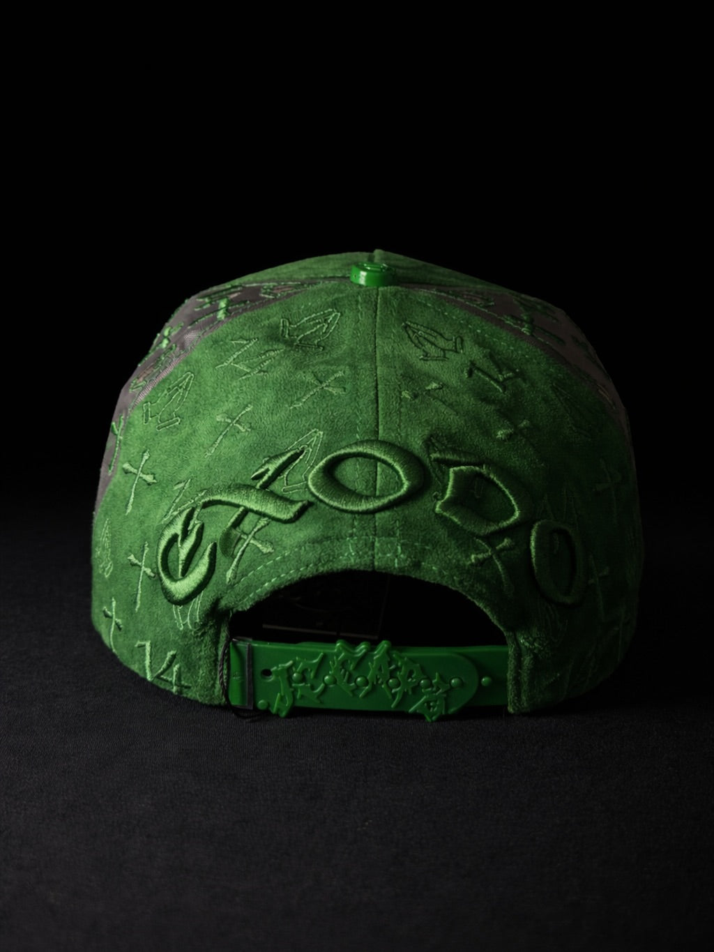 Bible Long Chain Green Cap